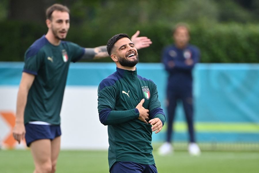Dàn sao Italy tươi rói, tích cực 'luyện công' trước chung kết EURO