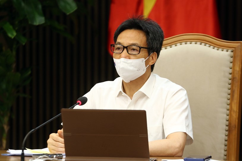 Phó Thủ tướng: Ưu tiên lớn nhất với TP.HCM hiện nay là giữ khoảng cách người với người