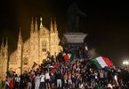 Rome không ngủ ăn mừng Italy vô địch EURO 2020