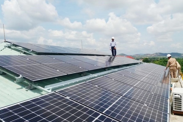 LGG đầu tư hơn 12 tỷ đồng lắp đặt hệ thống điện năng lượng mặt trời trên mái nhà