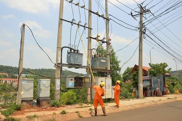 PC Đắk Nông tuyên truyền tiết kiệm điện tại các trường học