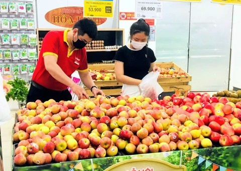 Bán hàng ngày đêm trong vùng dịch, nhân viên siêu thị nguy cơ lớn