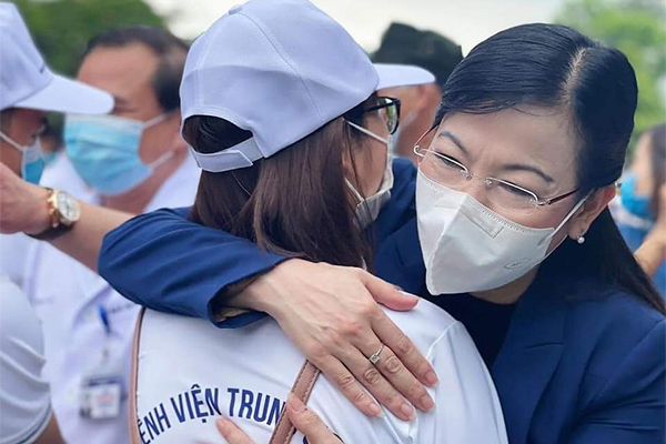 Thái Nguyên chi viện 79 cán bộ, bác sỹ hỗ trợ TP.HCM chống dịch