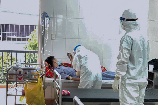 Việt Nam công bố phác đồ điều trị Covid-19 mới nhất, hàng loạt thay đổi