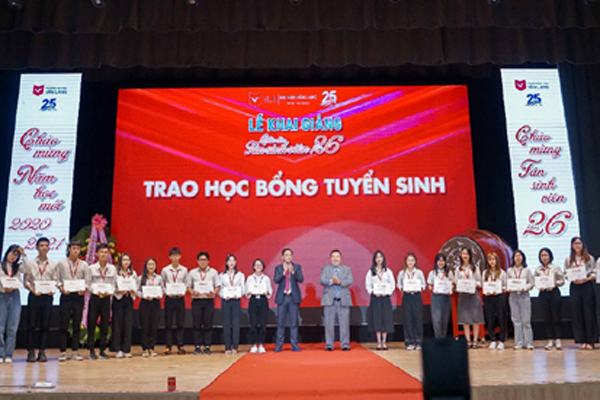 Đại học Văn Lang tuyển sinh khóa đầu ngành kinh doanh quốc tế