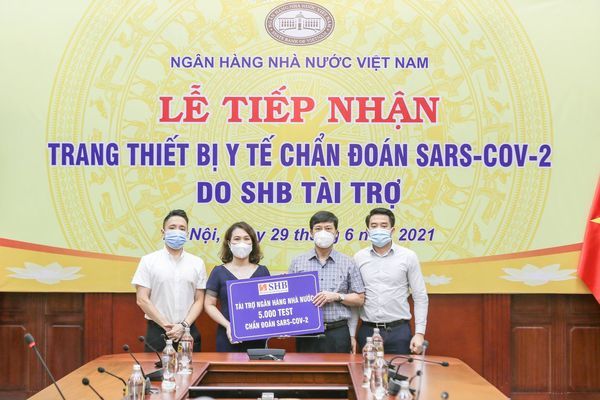 Doanh nghiệp tiếp tục ủng hộ Quỹ vắc xin phòng, chống dịch Covid-19