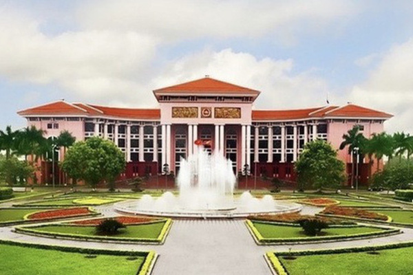 Lãnh đạo thôi chức vụ trong quân đội không lập công ty ở lĩnh vực trước quản lý