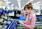 What's behind Apple's decision to make Ipads and MacBooks in Vietnam?