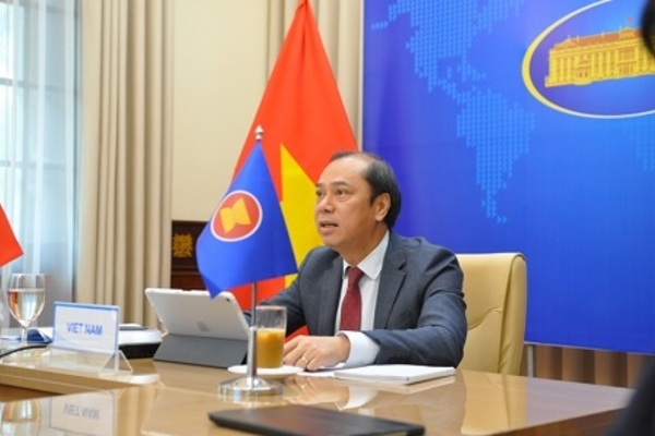 Việt Nam tái khẳng định sự ủng hộ và cam kết đối với các ưu tiên, sáng kiến hợp tác ASEAN 2021