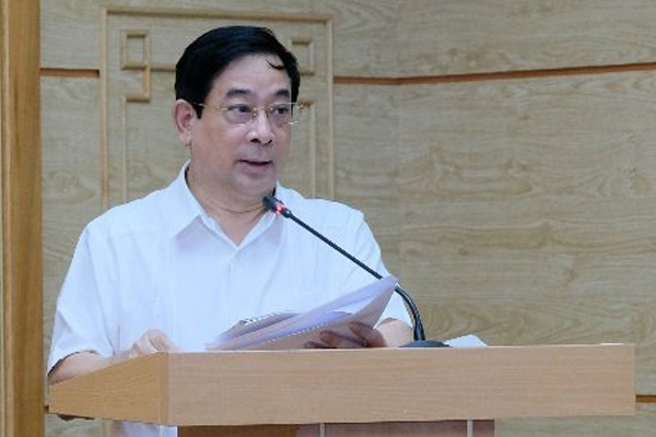 Việt Nam chuẩn bị kịch bản ca mắc Covid-19 cao hơn, bổ sung uống thuốc nam