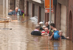 Những hình ảnh lột tả mưa lũ kinh hoàng ở Tây Âu