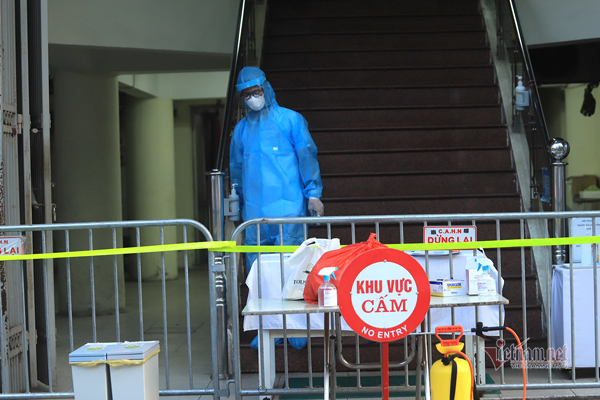 Hà Nội thêm 6 ca Covid-19, có 2 ca chưa rõ nguồn lây