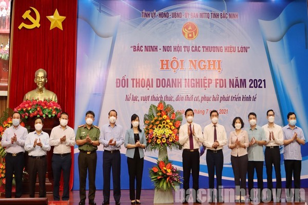 Bắc Ninh đối thoại với gần 200 doanh nghiệp FDI