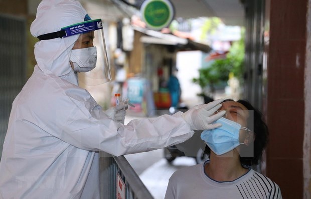 Vietnam reports record daily increase of 5,926 new cases of COVID-19 on Sunday