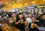 Bất chấp dịch bệnh, Trung Quốc tổ chức lễ hội bia lớn nhất châu Á