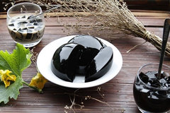 Cao Bang grass jelly: A summertime treat