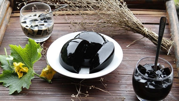 Cao Bang grass jelly: A summertime treat