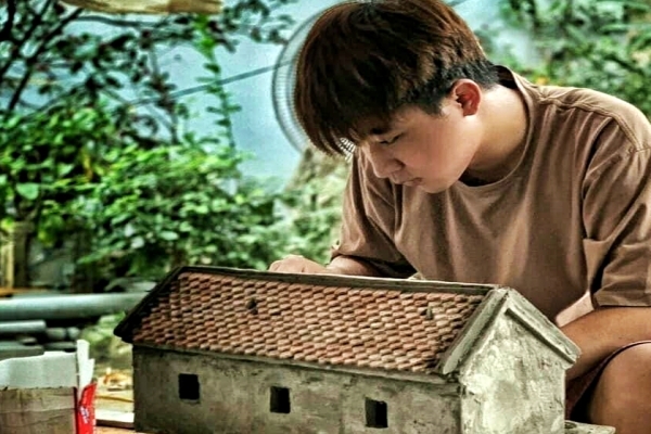 Làng quê Bắc Bộ sống động như thật trong mô hình của 9X Hà Nội