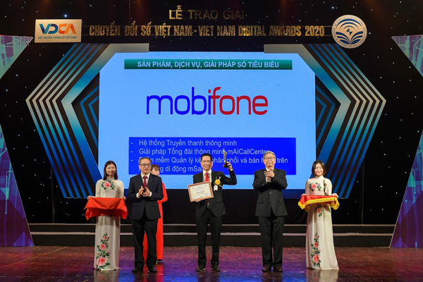 MobiFone vào Top 10 doanh nghiệp CNTT-VT uy tín năm 2021