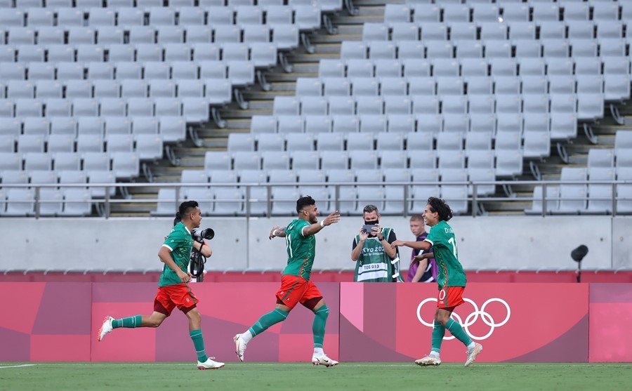 Olympic Mexico gây địa chấn khi đè bẹp Pháp