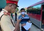 Đến Hà Nội bằng xe cá nhân, người dân cần chuẩn bị giấy tờ gì?