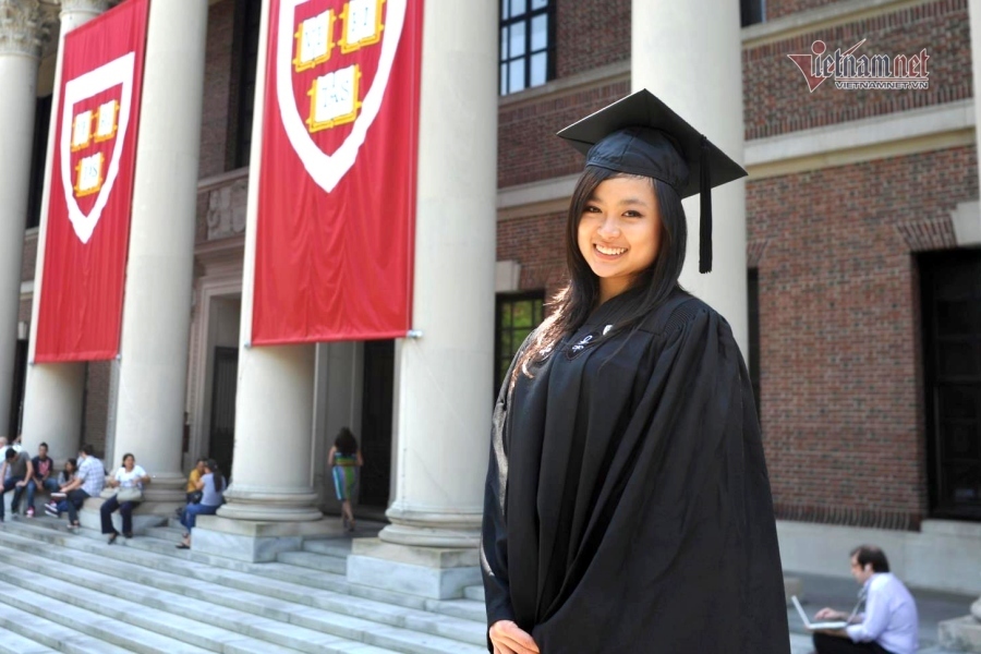 Cô gái Việt từng giành học bổng toàn phần Harvard năm 16 tuổi