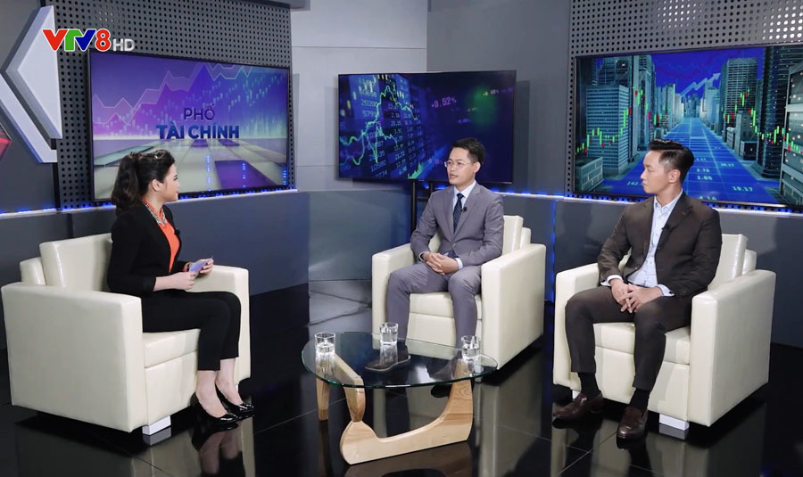 BTV Khánh Ly làm host chương trình 'Phố tài chính' VTV