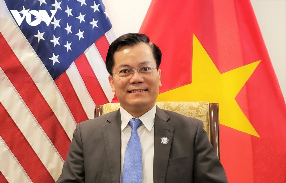 US considers donating additional COVID-19 vaccines to Vietnam: Ambassador