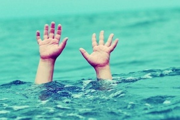 2,000 Vietnamese children drown every year