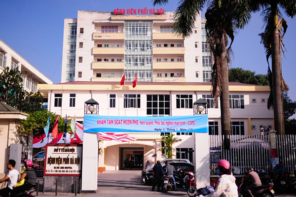 Bệnh viện Phổi Hà Nội phát hiện 9 ca dương tính nCoV