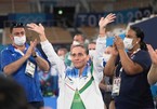 Nữ VĐV 46 tuổi lập kỷ lục 8 lần dự Olympic và khoảnh khắc xúc động