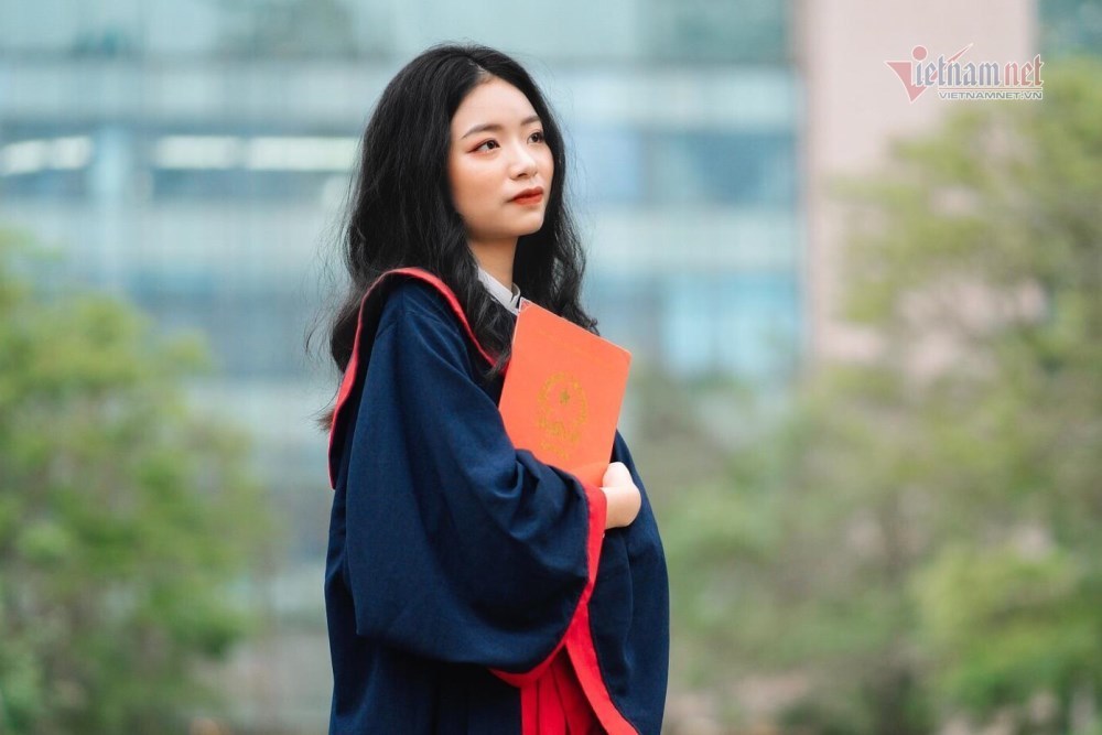 Nữ sinh Hà Nội là thủ khoa toàn quốc kỳ thi tốt nghiệp THPT 2021
