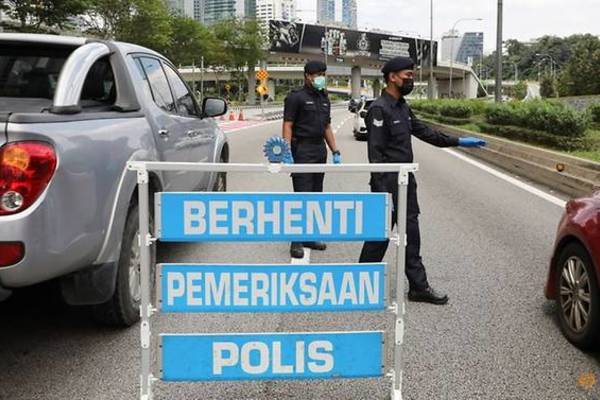 Malaysia dừng kéo dài tình trạng khẩn cấp quốc gia vì Covid-19