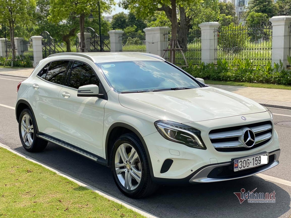 xe-o-to-Mercedes-Benz-GLA200-2015-co-gia-ban-815-trieu-dong