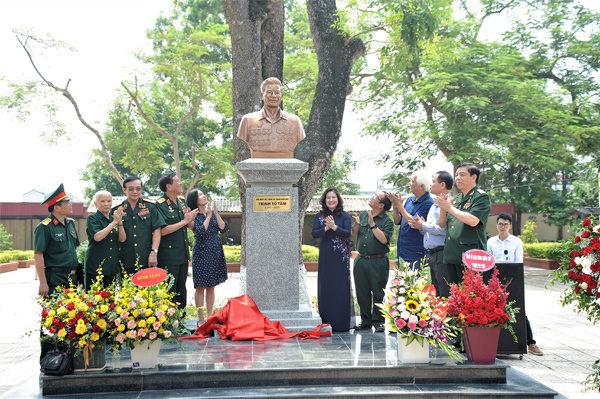 Tri ân liệt sĩ sâu nặng nghĩa tình ở Hội Hỗ trợ gia đình liệt sĩ Việt Nam