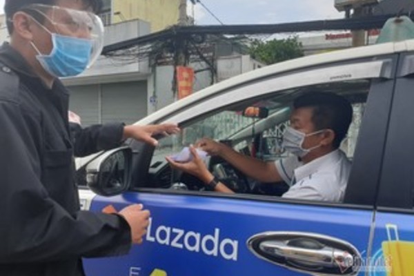 Không kiểm tra giấy xét nghiệm SARS-CoV-2 phương tiện hoạt động ở TP.HCM