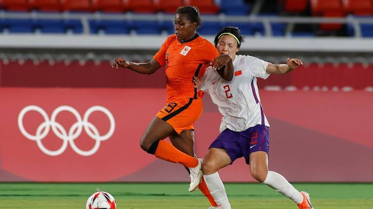 Tuyển nữ Trung Quốc bị loại sau thảm bại 2-8 trước Hà Lan