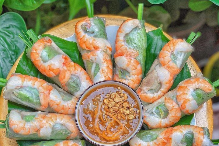 Làm gỏi cuốn tôm thanh mát tại nhà