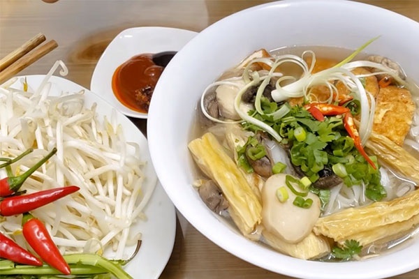 Cách nấu phở chay tại nhà