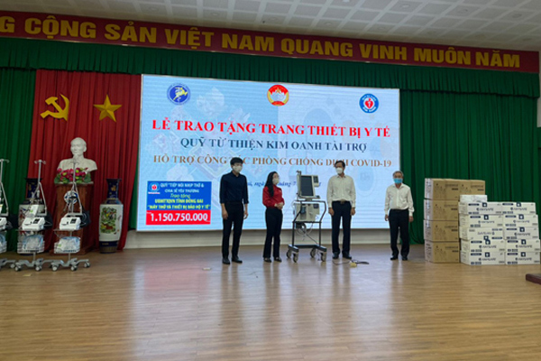Quỹ từ thiện Kim Oanh hỗ trợ Đồng Nai máy thở, vật tư y tế phòng chống dịch