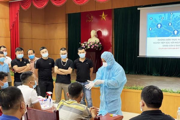 Hà Giang cử 42 cán bộ y tế hỗ trợ Thành phố Hồ Chí Minh chống dịch Covid-19