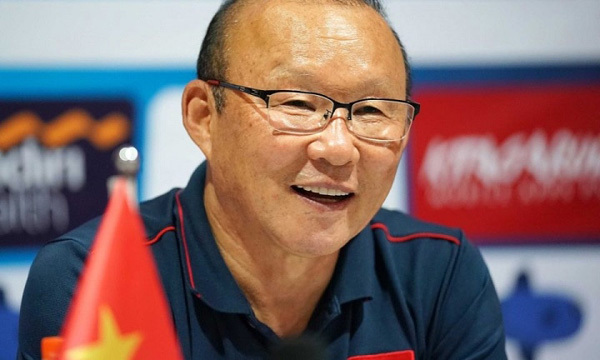 Football: Coach Park Hang-seo returns to Vietnam to prepare for new missions