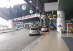 Nhiều lái xe từ chối chở khách đến Nội Bài vì sợ bị cách ly tập trung