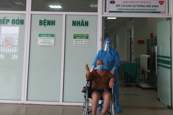 Bệnh nhân 64 tuổi từng nguy kịch vì “bão Cytokine” đã hồi phục