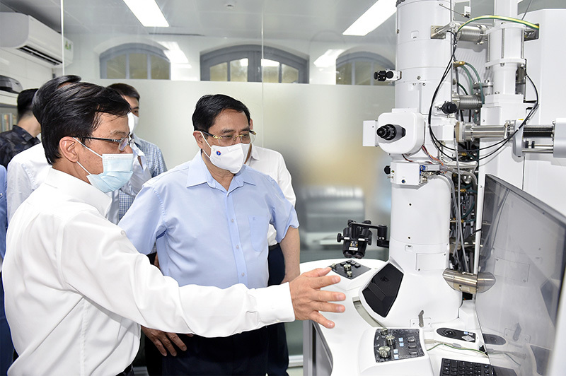 Thúc đẩy nhanh nghiên cứu để sớm có vắc xin sản xuất trong nước