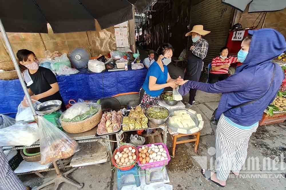 Ăn uống ngày giãn cách