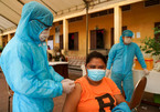 Campuchia tiêm mũi vắc xin Covid-19 thứ 3 cho dân