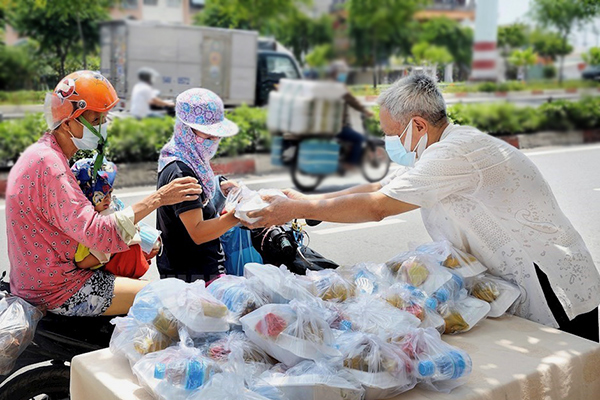 Chăm lo chu đáo cho cuộc sống người dân