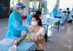 HCM City calls on workers from other provinces to stay and get vaccinated