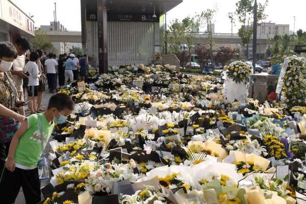 Hơn 300 người chết sau trận lũ 'nghìn năm có một' ở Trung Quốc